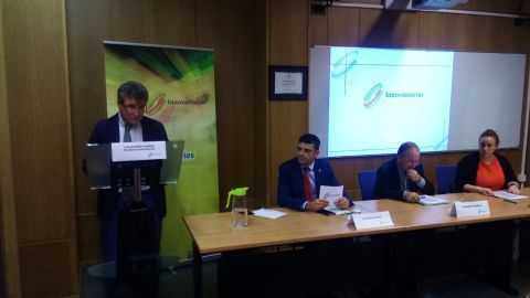 2b6ed893-d7dd-4944-b764-4f06cd75c23e